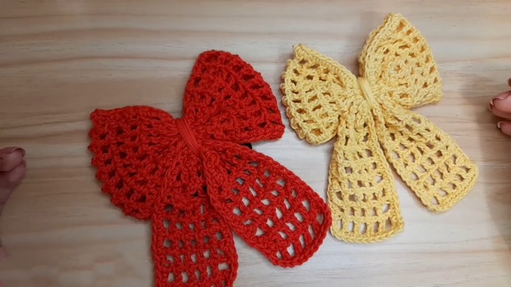 Crochet Bow