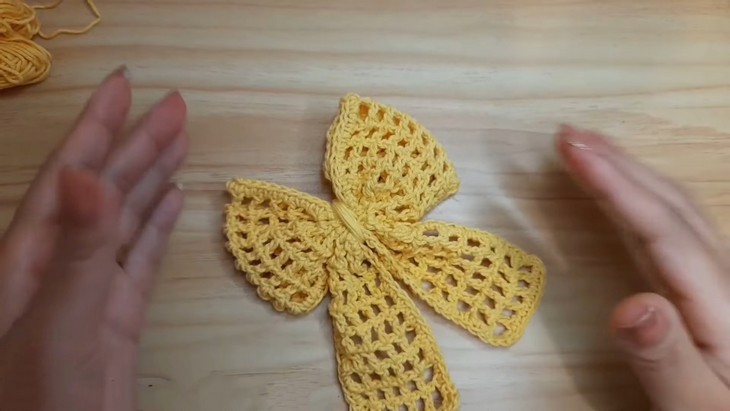 Crochet Bow