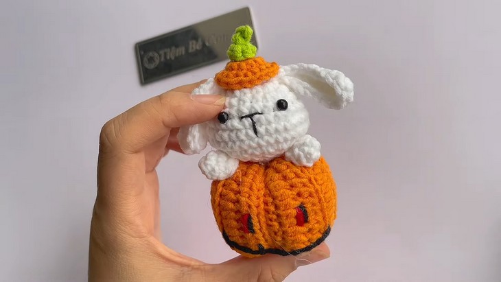 Crochet Amigurumi Pumpkin Pattern (4)