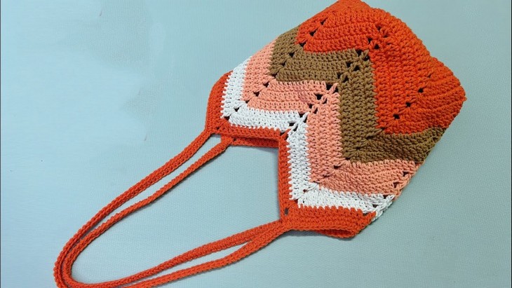 Crochet Falls Granny Base Bag (1)