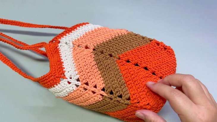 Crochet Falls Granny Base Bag (4)