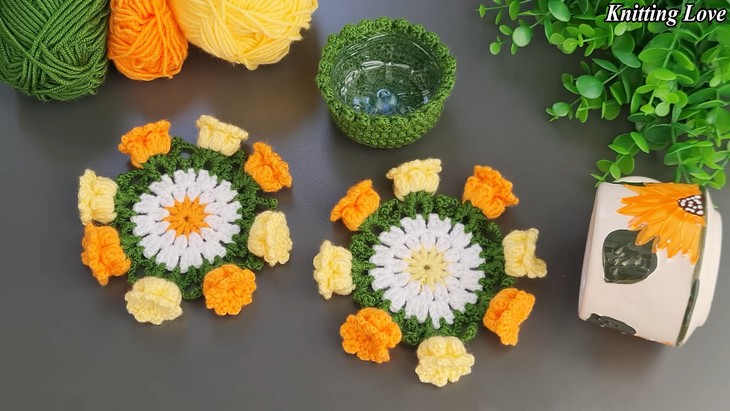 Crochet Flower Coaster For Fall (3)