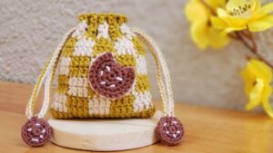 How to Crochet Mini Checkered Drawstring Pouch with Cookies