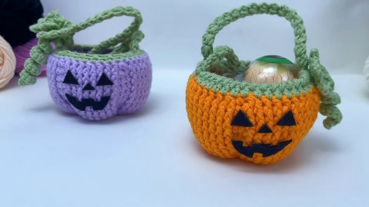 Crochet Pumpkin Candy Basket (4)