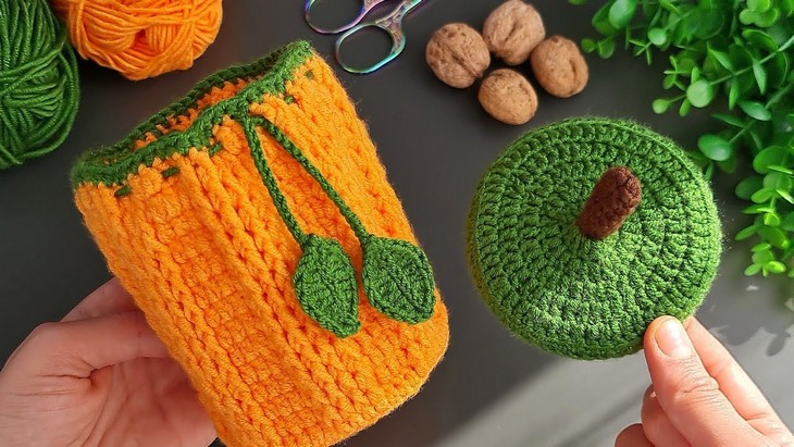 Crochet Pumpkin Jar Cozy (6)