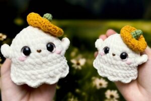 How to Crochet No-Sew Spooky Boo Plushie + Pumpkin Hat for Halloween