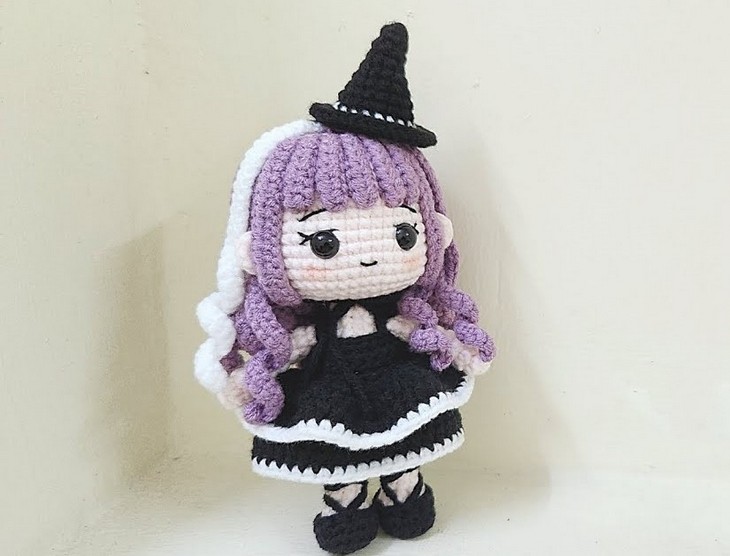 crochet witch girl