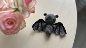 How to Crochet Baby Bat Amigurumi (Detailed Halloween Amigurumi)