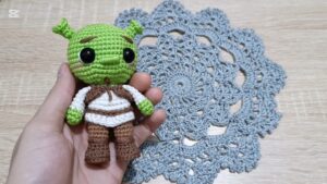 How to Crochet Mini Shrek Amigurumi Doll for Halloween
