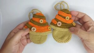 How to Crochet Fall Mushroom Lip Balm Holder & Bag Hanger