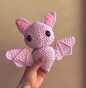How to Crochet Large Bat Plushie for Halloween