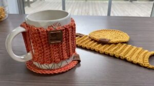 How to Crochet Matching Coaster & Mug Cozy for Autumn