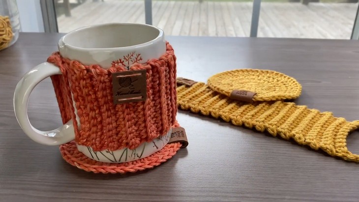 Crochet Cozy and Coaster (4)