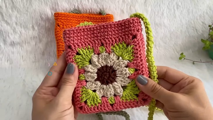 Crochet Crossbody Bag (3)