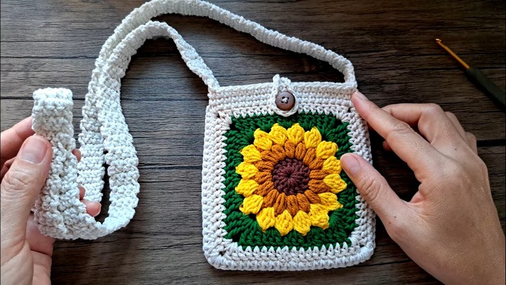 Crochet Granny Square Sunflower Bag (2)