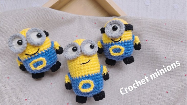 Crochet Minion Amigurumi (1)