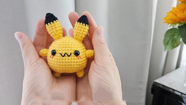 Crochet Pikachu (2)