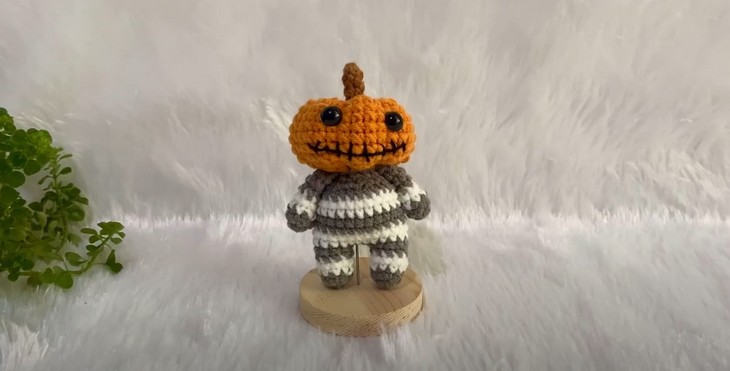 Crochet Pumpkin Ghost Amigurumi (4)