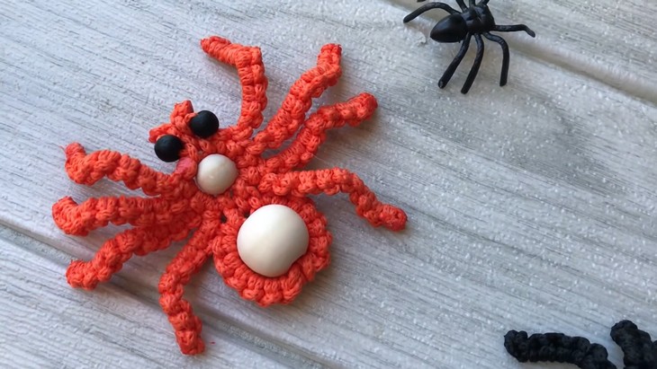 How to make Macrame Spider (1)