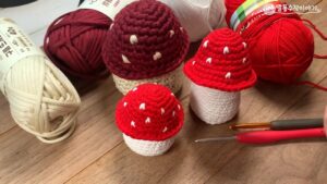 10 Free Crochet Fall Harvest Patterns (Carrots, Pumpkins & More)