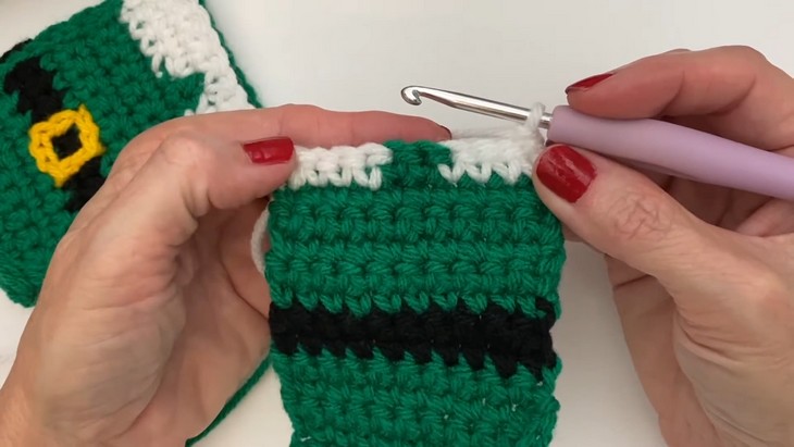 7 Crochet Christmas Gift Card Holders
