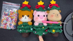 Crochet Animal Cosplay Christmas Tree Amigurumi (Cat, Pig & Capybara)
