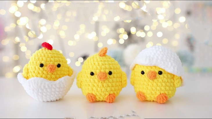 Crochet Chicken In Egg Shell
