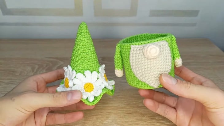 Crochet Genome Container Pattern (3)