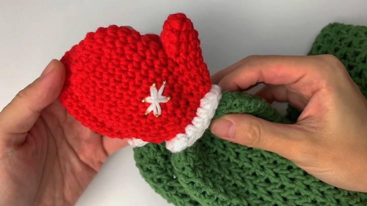 Crochet Pattern Christmas Scarf (2)