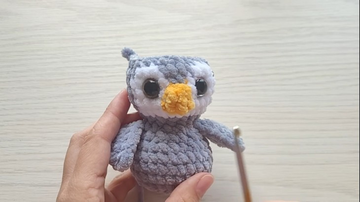 Crochet Plush Penguin Plushie (5)