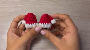 How to Crochet Santa Claus Hat Hair Clips For Christmas