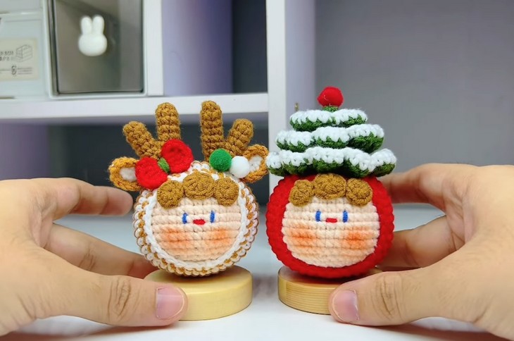 Free Christmas mochi keychain & Ornament (2)