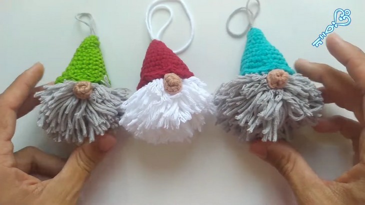 How to Christmas Genome Ornaments & Keychian (3)