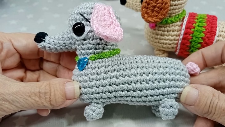 How to Crochet Christmas Dog Free (6)