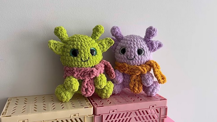 How to Crochet Cute & Friendly Baby Alien _ Quick & Easy Plushie Tutorial (2)