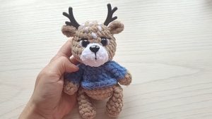 How to Crochet Plush Reindeer for Christmas