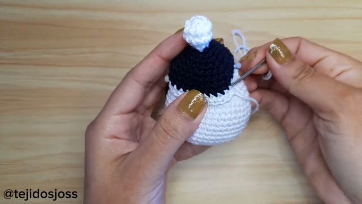 Jack Skellington Christmas keychain amigurumi 25-23 screenshot