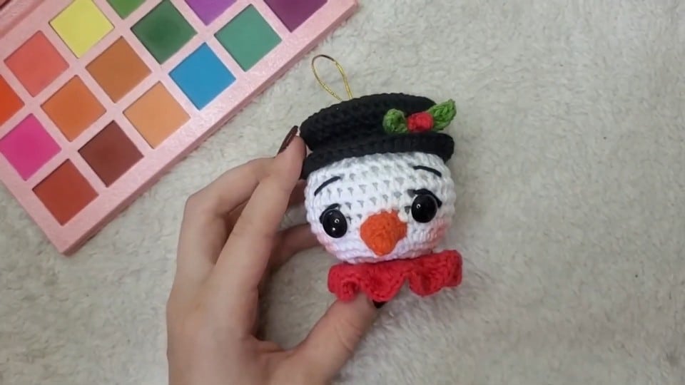 crochet snowman