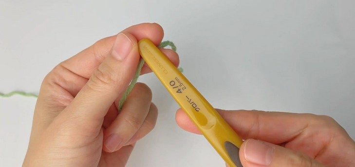 HOW TO CROCHET CHRISTMAS GNOME DIY Holiday Decoration (3)