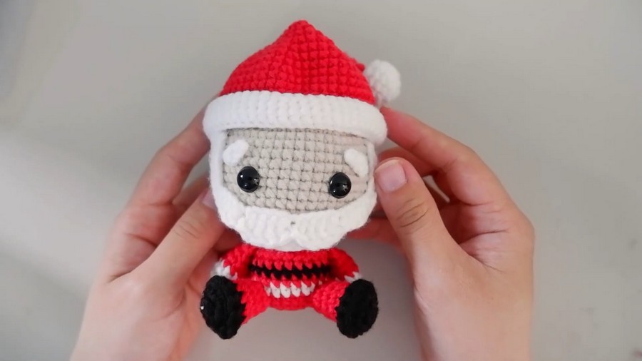 Crochet Baby Santa Claus Amigurumi