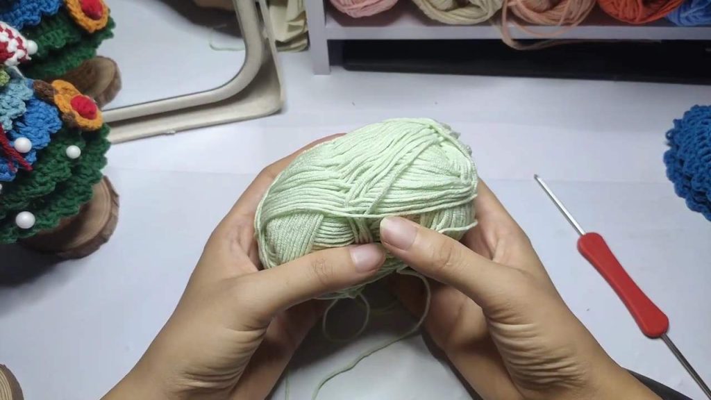 crochet tree materials