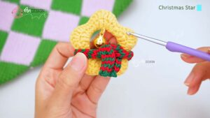 How to Crochet Star Ornament with Golden Bell