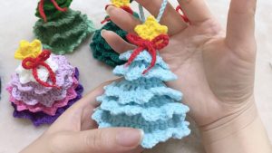 5 Free Crochet Christmas Tree Patterns (Part 2)