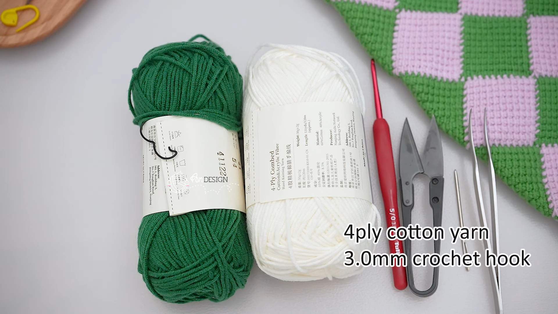 materials for christmas mushrooms