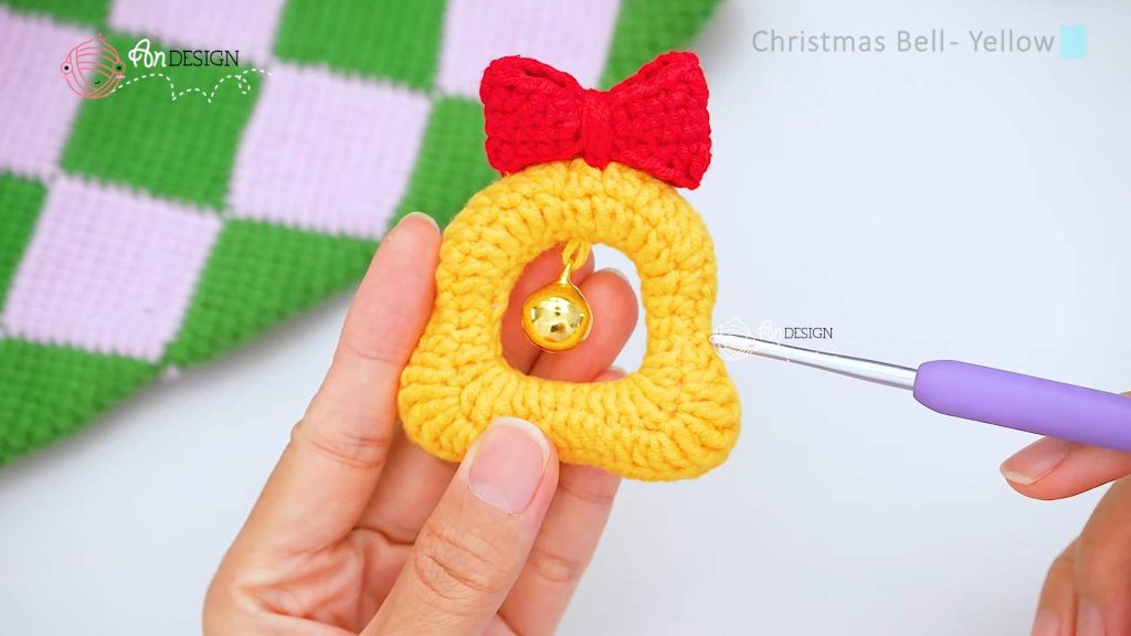 crochet bell ornament pattern