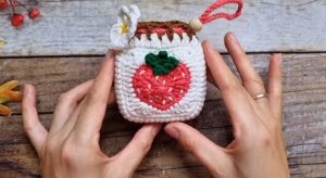 Crochet Mini Strawberry Pouch Bag Pattern Free