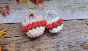 Crochet Mini Tulip Bag Pattern For Springs