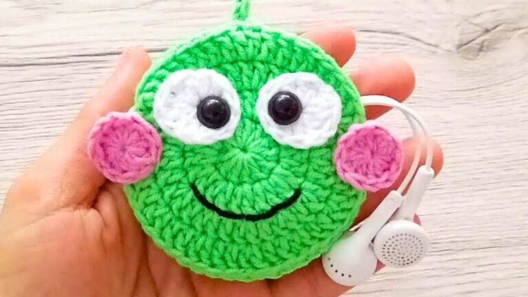 6 Free Crochet Animal Face Pouch Patterns