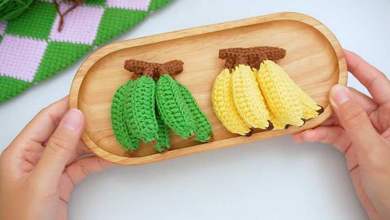 6 Free Crochet Fruit Amigurumi Patterns (Last Ones)