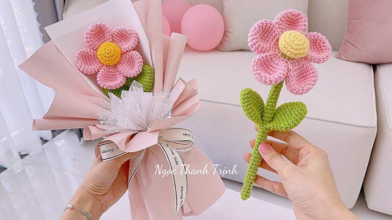 Free Crochet Assemblable Flower Amigurumi Pattern